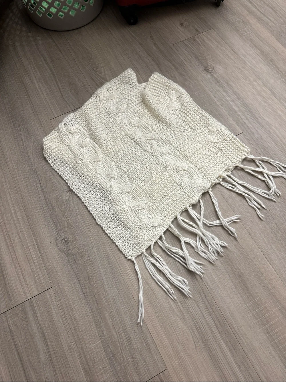 BCBGMaxAzria Cream Cable Knit Fringe Poncho